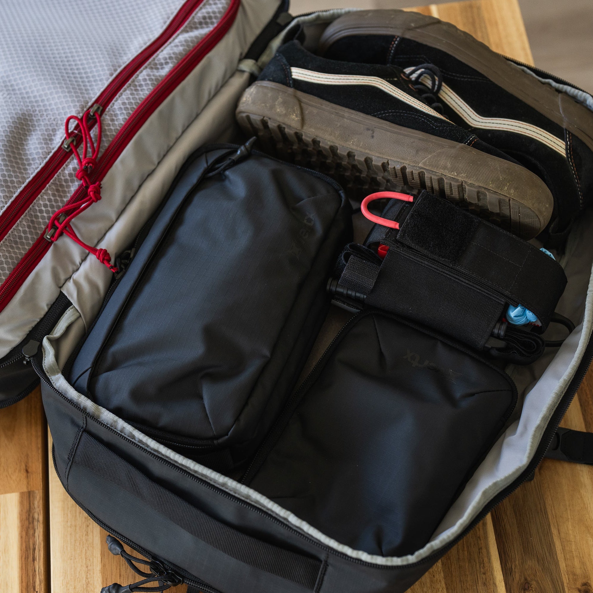 Urban Ghost DOPP Kit