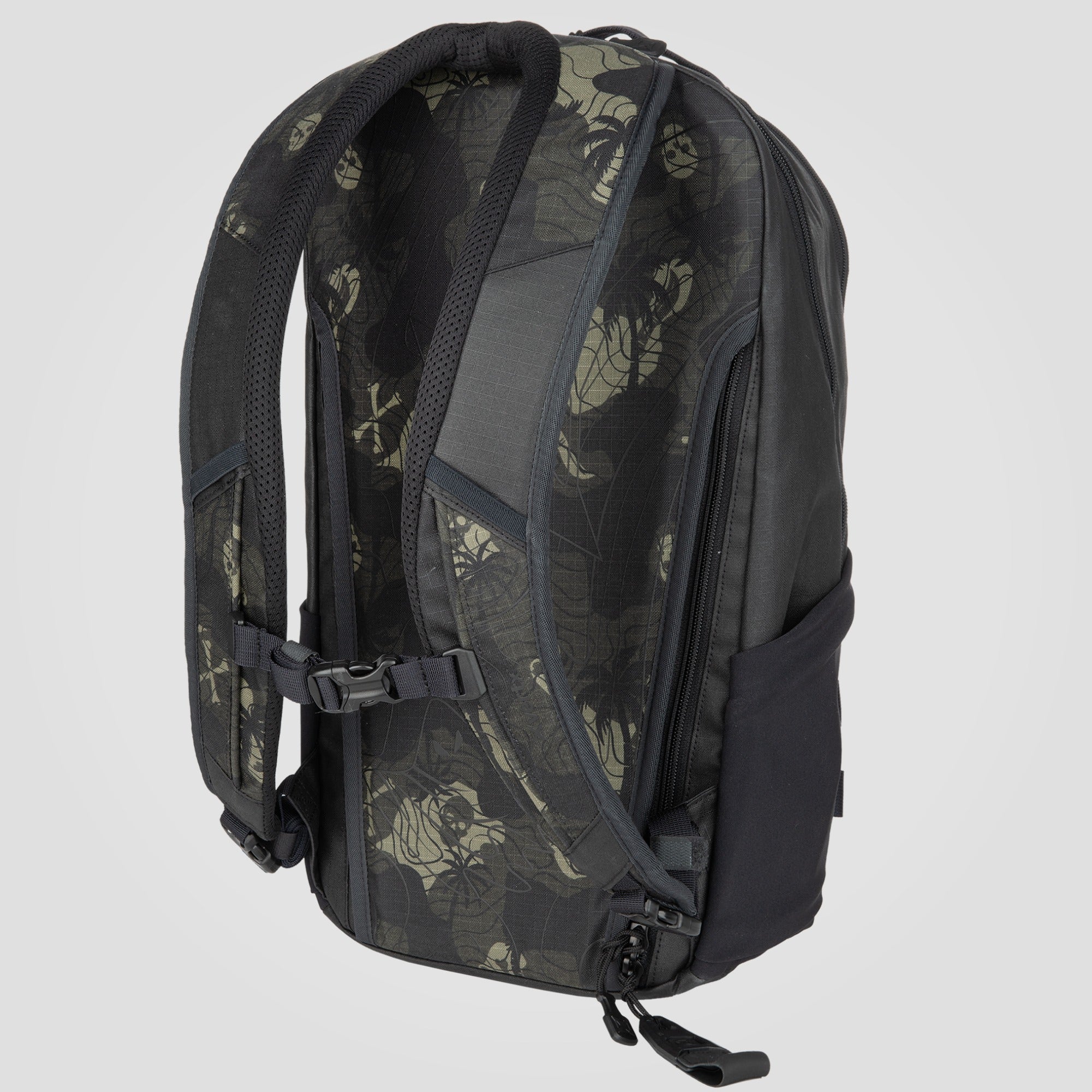 Urban Ghost Tropiskull 20L Backpack