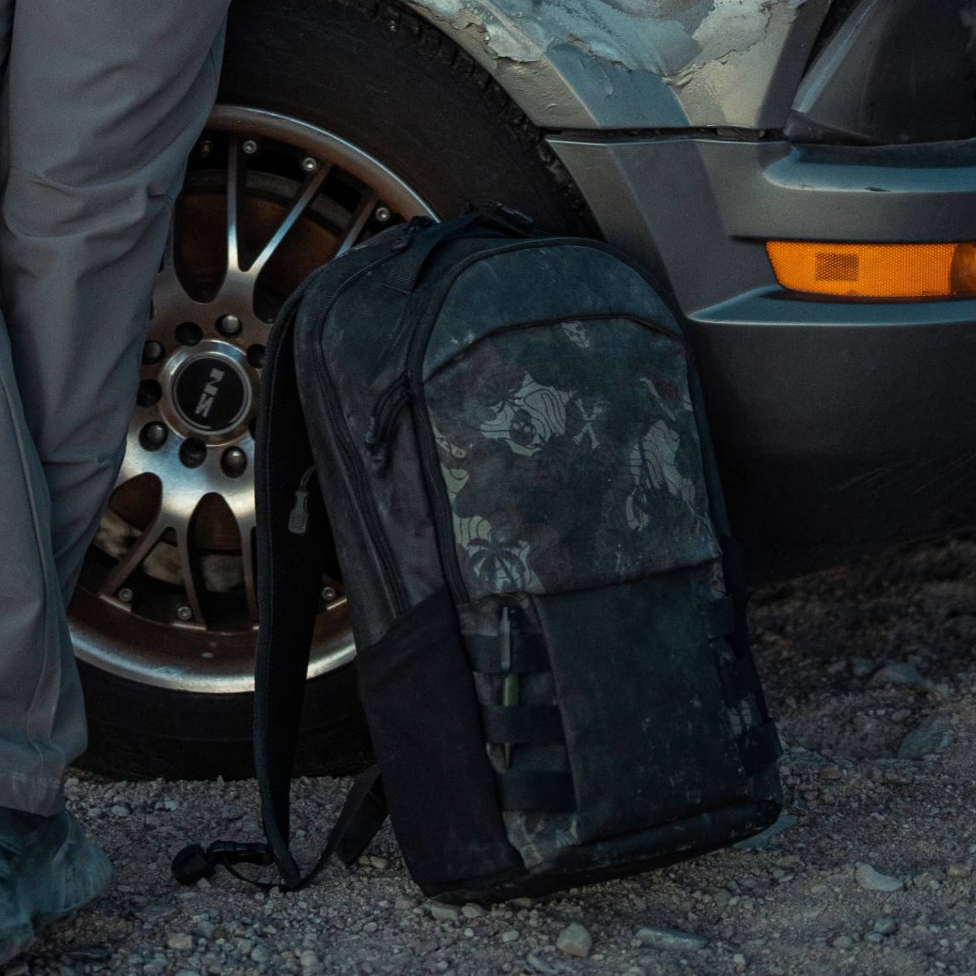 Urban Ghost Tropiskull 20L Backpack
