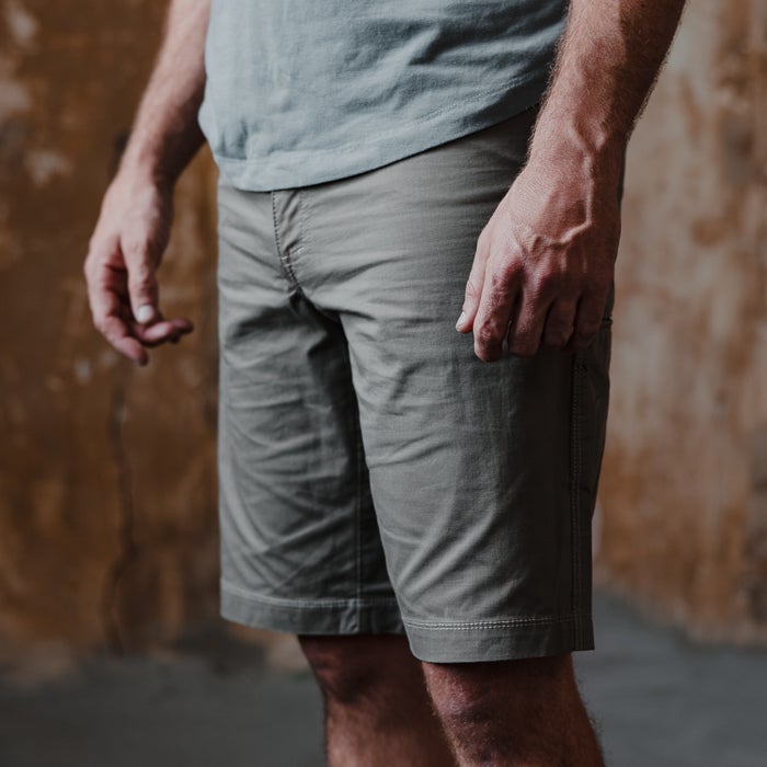 Cutback 8.5" Mens Short